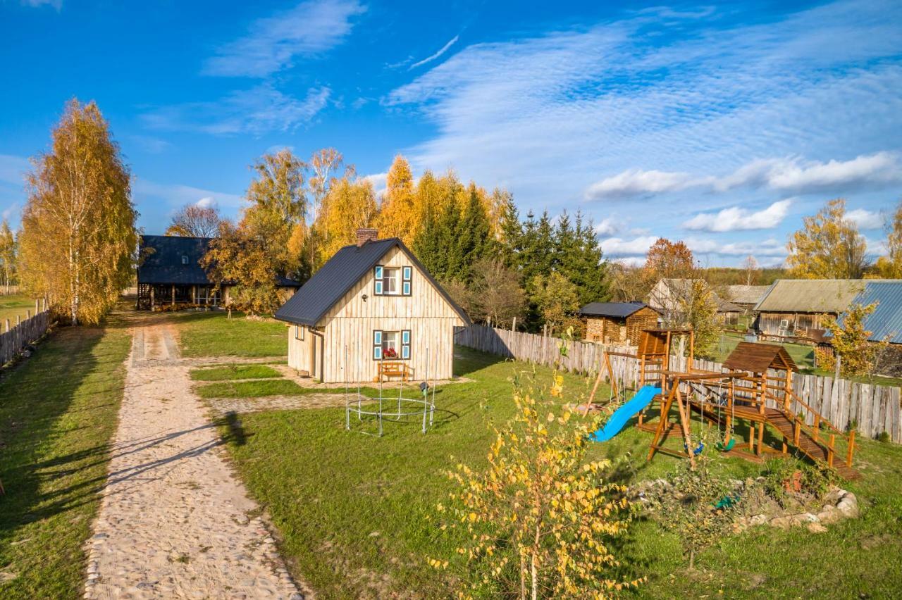 Siedlisko Swojskie Klimaty Trzescianka Exterior foto